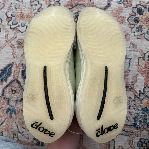 NWOT Clove Classic Nursing Shoes Light Green Men’s 8 Women’s 9.5 - Picture 6 of 6